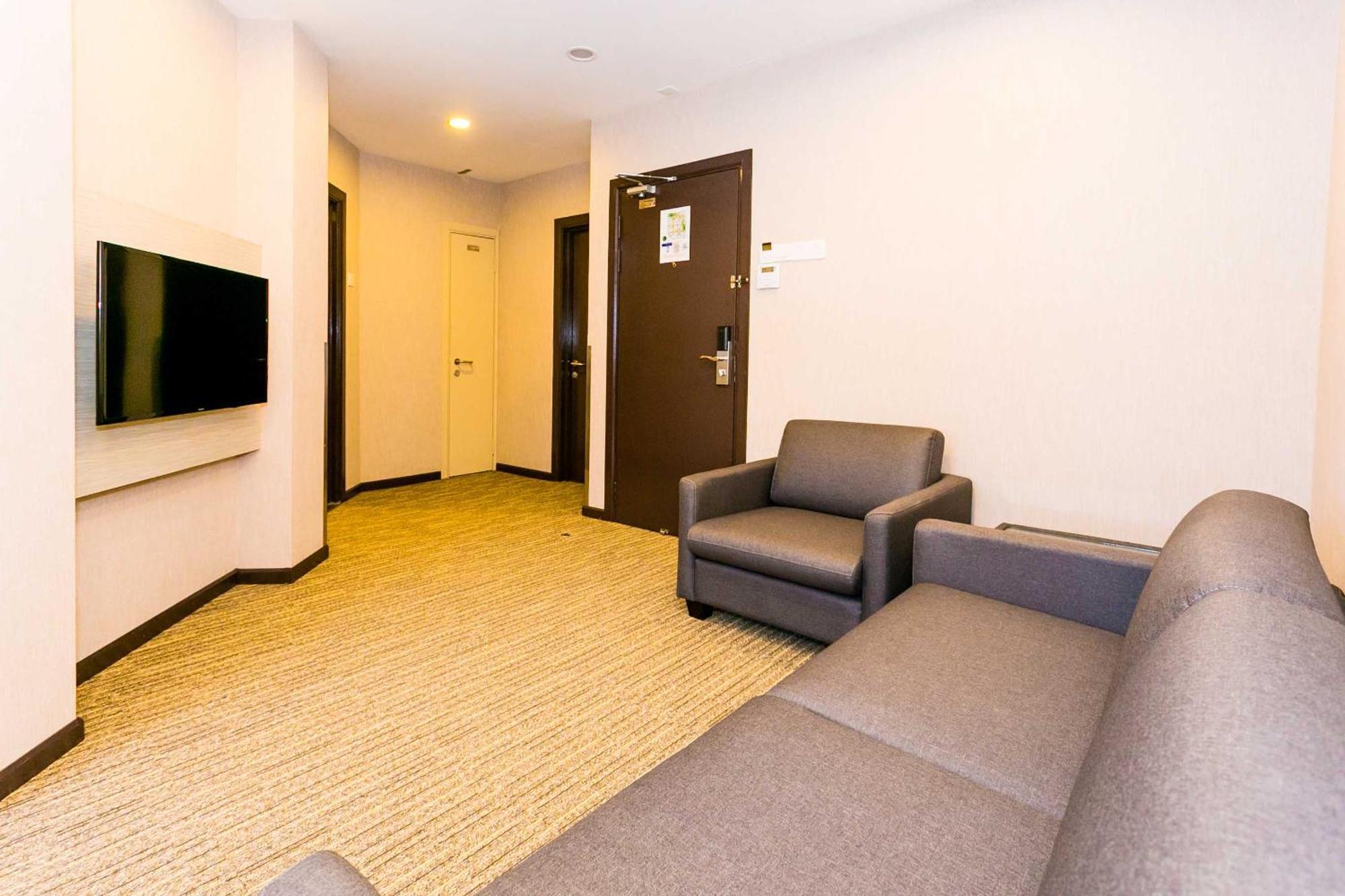 Icon Hotel Segamat Habitación foto